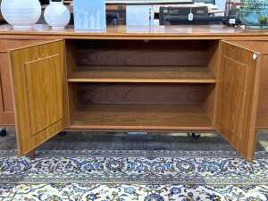 Burgess mid-century teak sideboard - 3