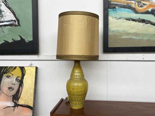 28 · Mid-century Bitossi Italian yellow Rimini ceramic lamp
