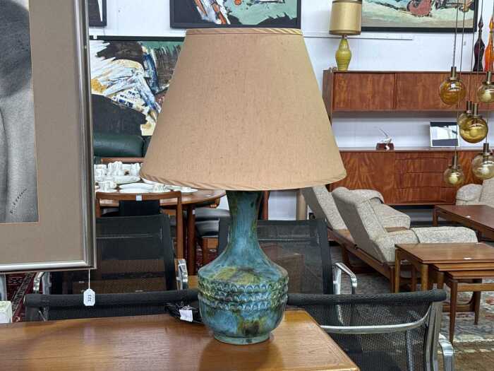 Bagni 'Sea Garden' ceramic table lamp with fabric shade