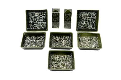 44 · Carlton Ware mid-century porcelain including salt and pepper shakers and 6x Skye dishes