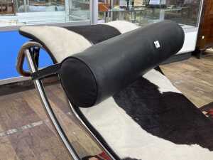 Replica Le Corbusier LC4 chaise lounge - 2