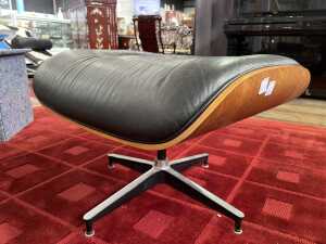 Replica Eames chair and footstool - 3