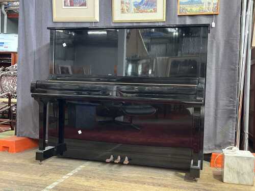 54 · Yamaha U3 professional upright piano