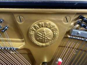Yamaha U3 professional upright piano - 6