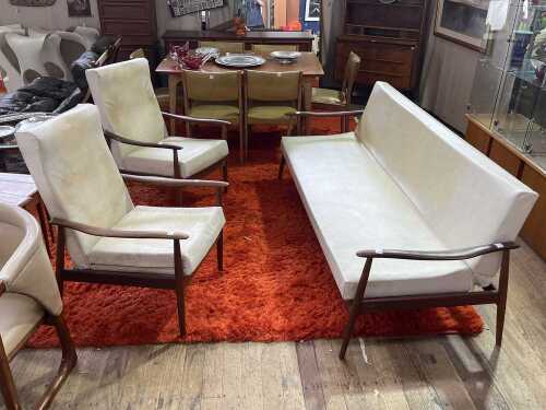 58 · Mid-century three piece lounge suite
