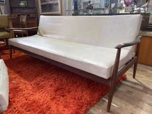 Mid-century three piece lounge suite - 2