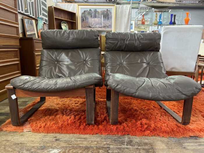 Pair of Tessa T8 lounge chairs