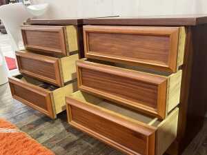 Pair of mid-century teak bedside cabinets - 3