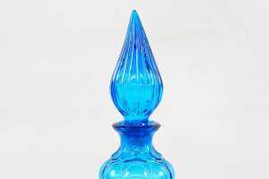 Pair of Mid-century Empoli 'Corset' glass genie bottles in amber and blue - 5