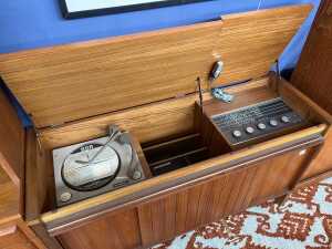 Kriesler Futureline Multi-Sonic mid-century teak stereogram - 2