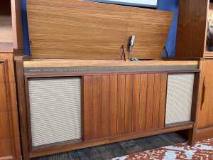 Kriesler Futureline Multi-Sonic mid-century teak stereogram - 3
