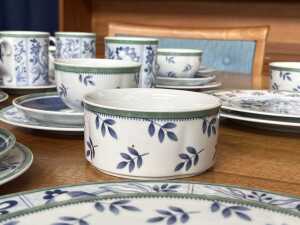 Villeroy and Boch 'Switch 3' porcelain dinner setting for six - 4