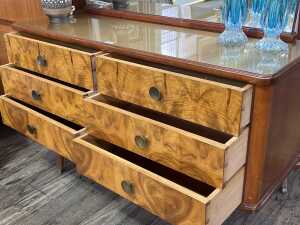Mid-century blackwood and figured walnut dressing table - 3