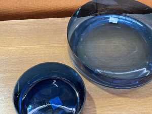 Three Timo Sarpaneva low profile blue glass bowls - 2