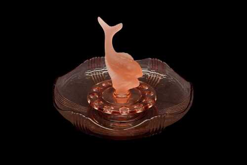 Art Deco 'Poisson Volant' pink glass float bowl