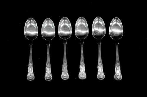 Set of six Victorian Scottish sterling silver King's pattern teaspoons, weight 149g