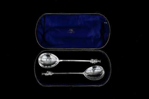 Pair of Victorian English sterling silver apostle spoons, weight 143g