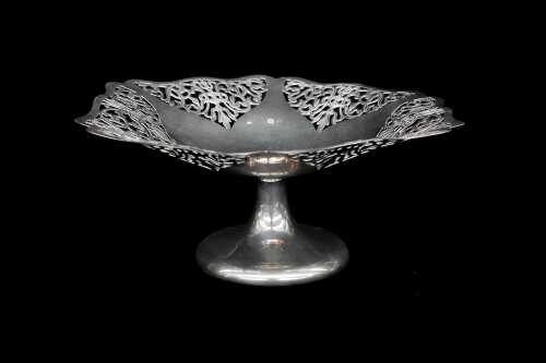 English sterling silver footed dish, weight 369g