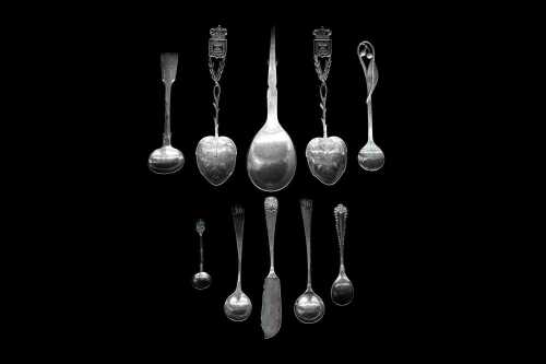 Sterling silver spoons and butter knife, weight 90g, and two 800 silver spoons, weight 32g