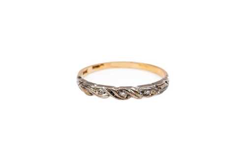 A vintage diamond band in 18 carat gold and palladium