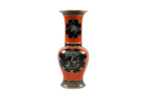 Antique Carlton Ware 'Worcester Birds' porcelain vase, 1920s.