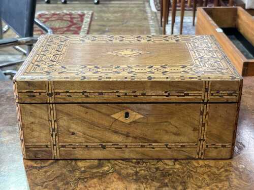 Victorian walnut writing slope