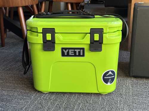 Yeti Roadie hard cooler RRP $300 new unused