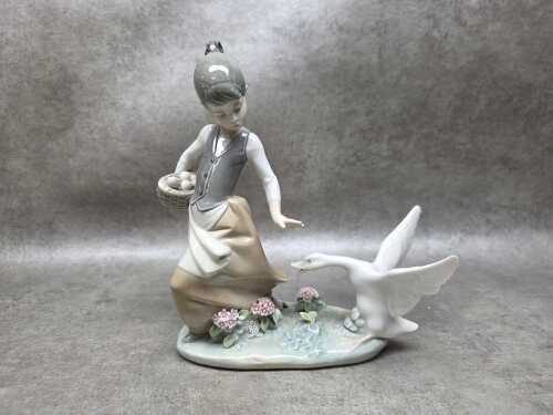 Lladro porcelain figure