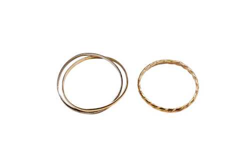 Two rings in 9 carat yellow and white gold