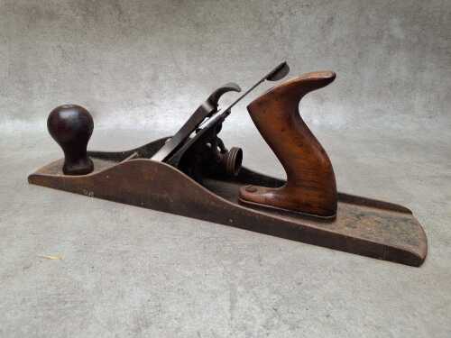 Stanley Bailey No. 5 woodworking plane