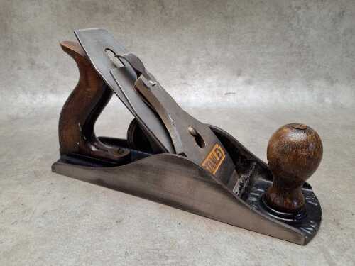 Stanley Bailey No. 4 1/2 woodworking plane
