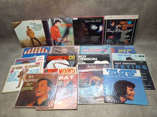 Twenty crooner and Rock 'n' Roll vinyl records