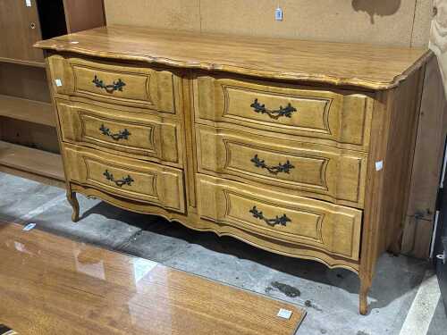 French style walnut chest of drawers