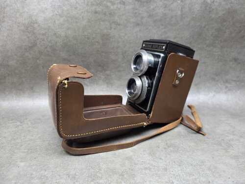 Kodak Reflex TLR medium format film camera