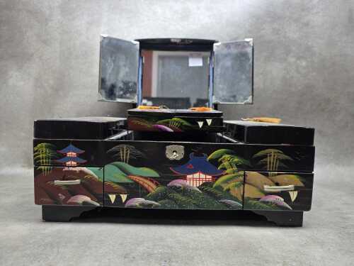 Japanese lacquered musical jewellery box