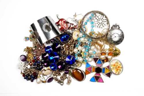 Collection of costume jewellery