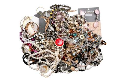 Collection of costume jewellery
