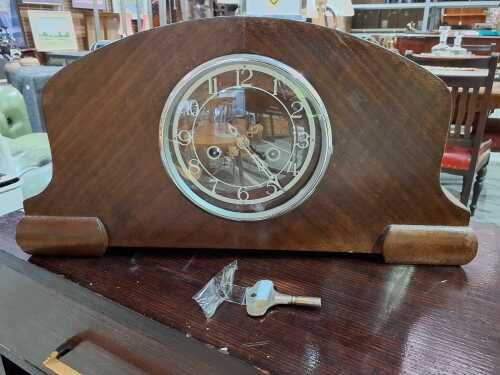 Smiths mechanical mantel clock