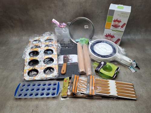 Kitchen and baking accessories. NEW STOCK