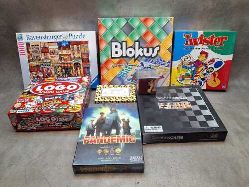 Collection of games and puzzles