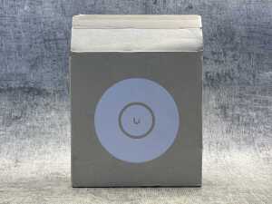 Ubiquiti UniFi U6+ WiFi router