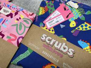Three pairs of Dangerfield Scrubs With Love size XS - 3