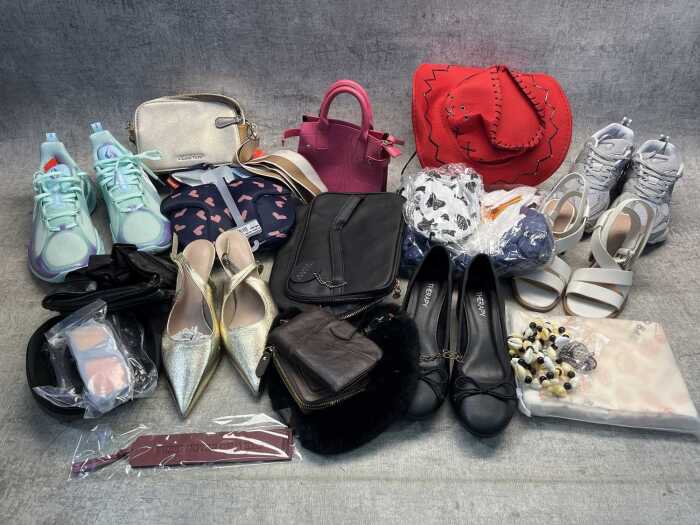Group of Women's accessories
