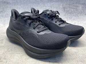 Saucony Triumph 23 size US 8 Women's - 3