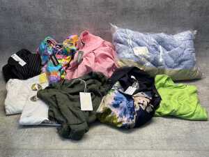 Group of Women's clothing size XXL+