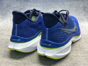 Saucony Endorphin Speed 5 size US 13 Men's - 4