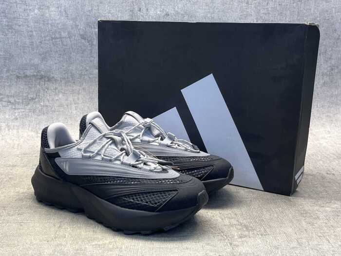 Adidas Lightblaze Vista size US 9 Men's