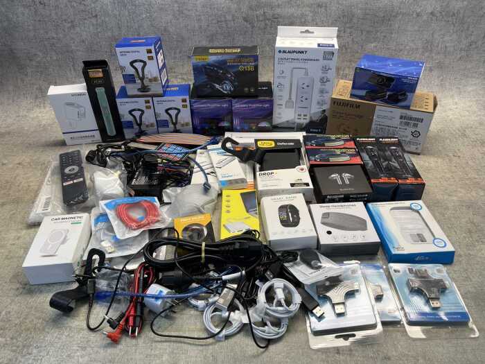 Group of tech
