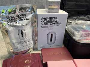 Group of beauty products - 2