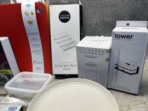 Group of homewares - 3